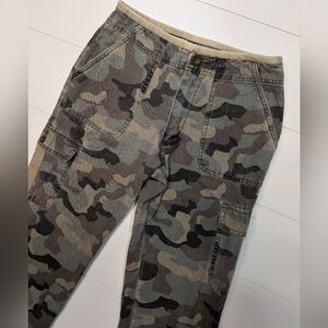 Cabela's Casual Camo Cargo Pants. Girls Size 16.